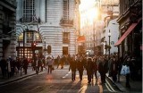 都市成人资讯导航：探索多元化的城市生活与情感世界